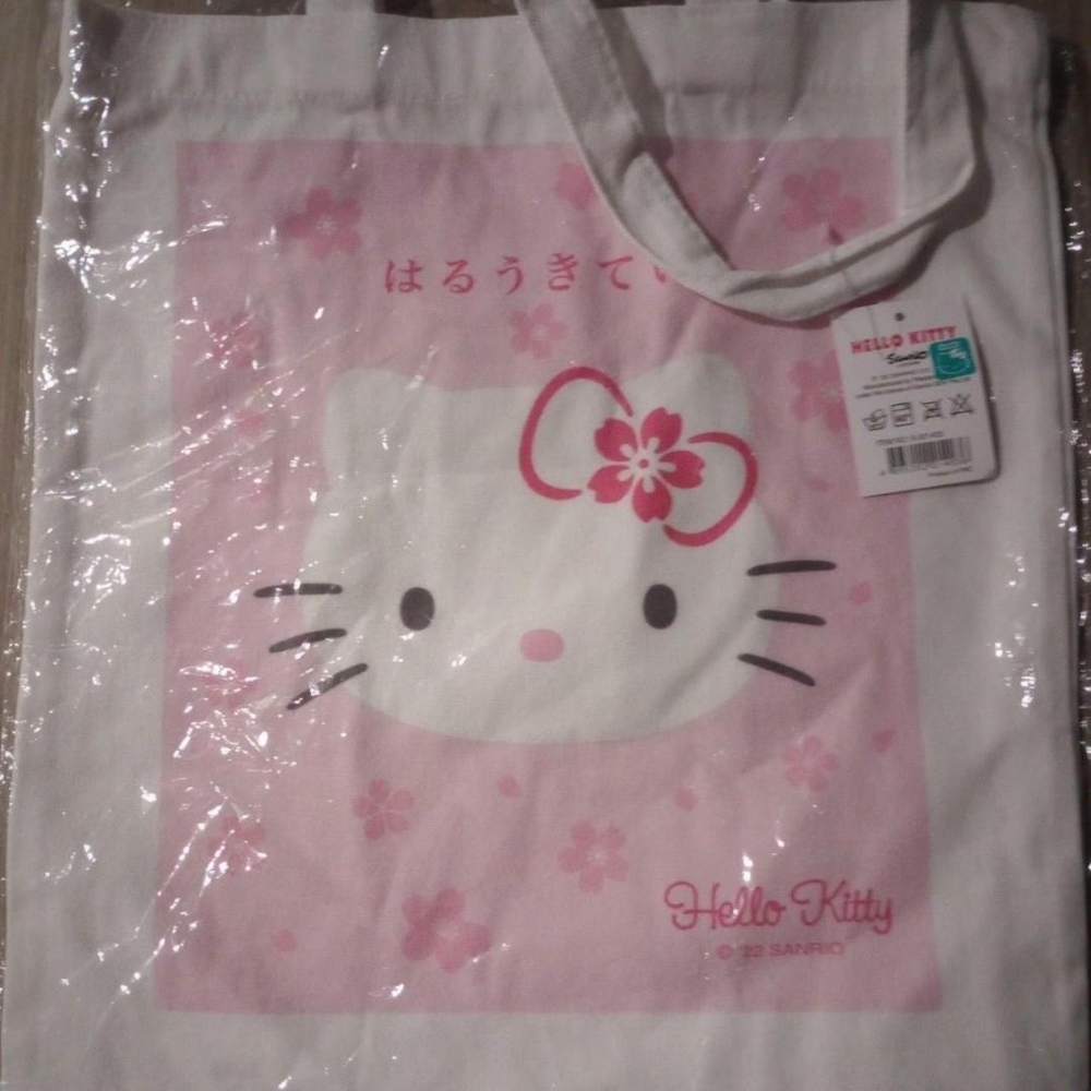 ๐ Hello Kitty Bundle ๐ - Picture 6 of 9